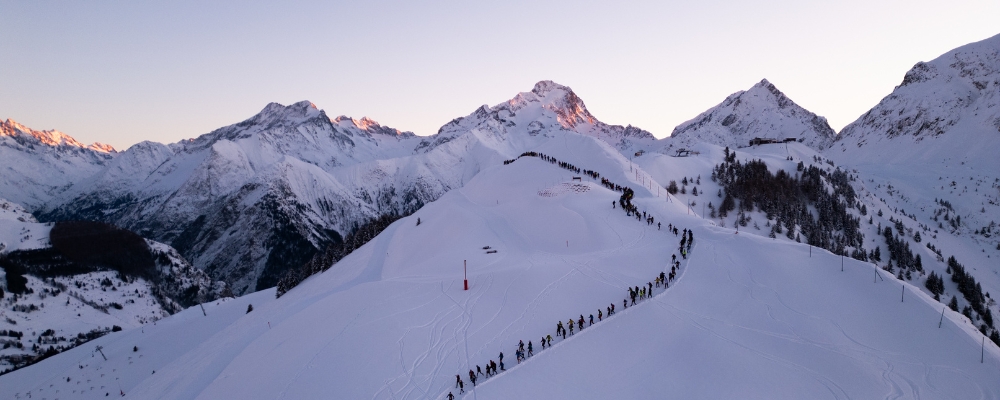 Les 2 Alpes glacier skiing, France
